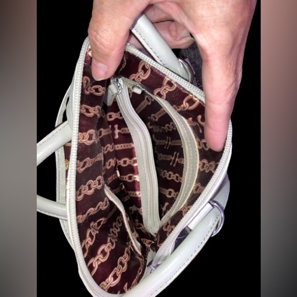 Tignanello backpack pocketbook - Picture 6 of 6